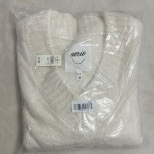 Aerie Teddy Boucle Cozy Cream Knit Sweater